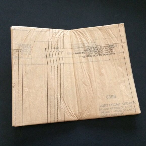 New Look Pattern 6398 Childs Kids Jacket Vest Top Skirt Pants Shorts 2-7 Uncut - Picture 10 of 10